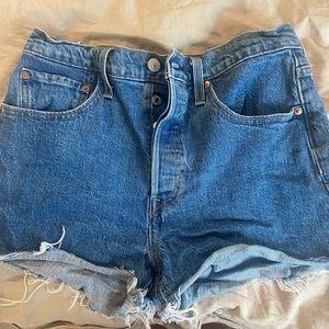 Levi jean shorts